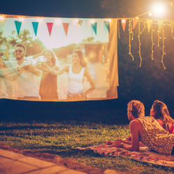 Movie Night Dating Couple Queen CReek