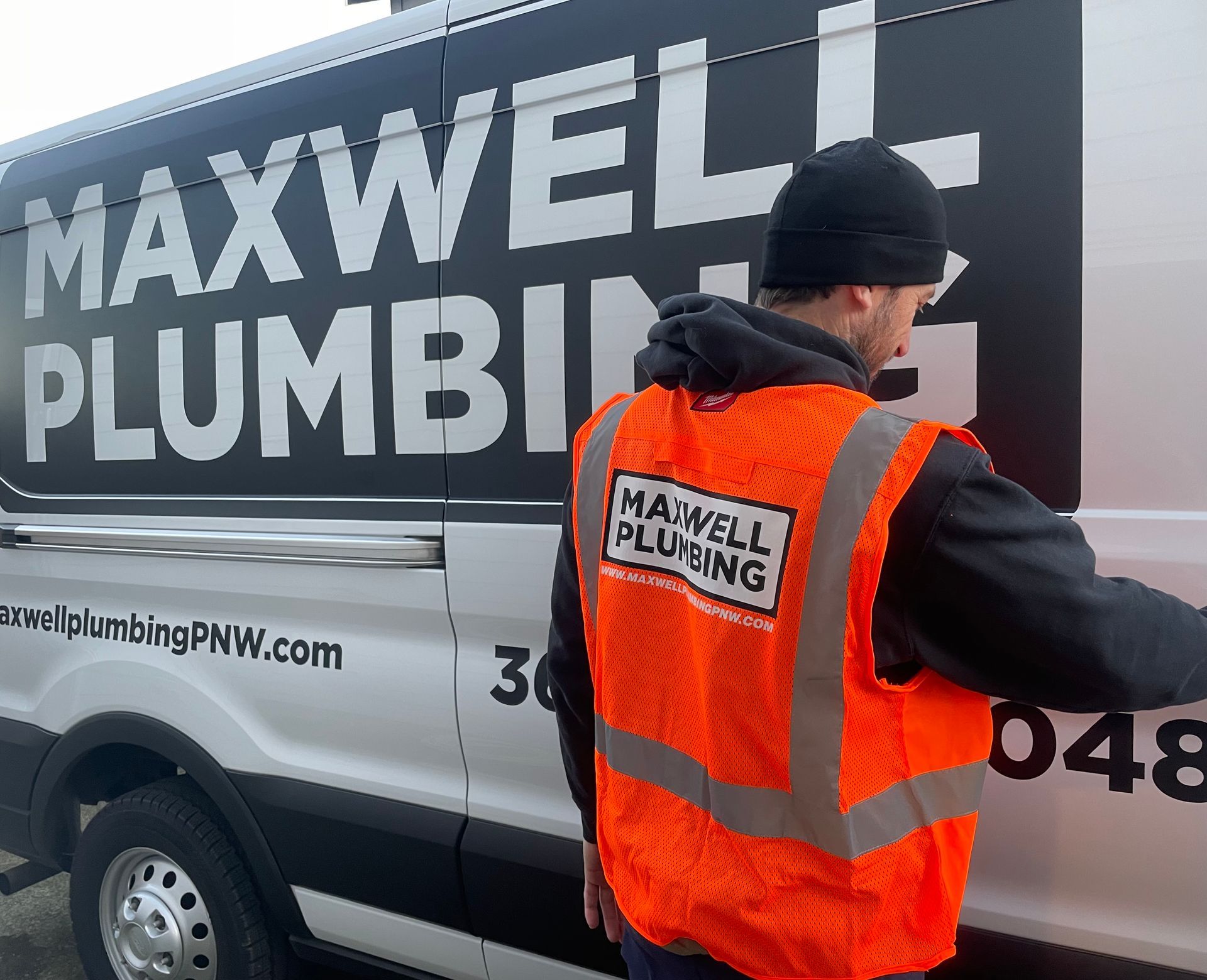 Maxwell Plumbing offers services 24/7.