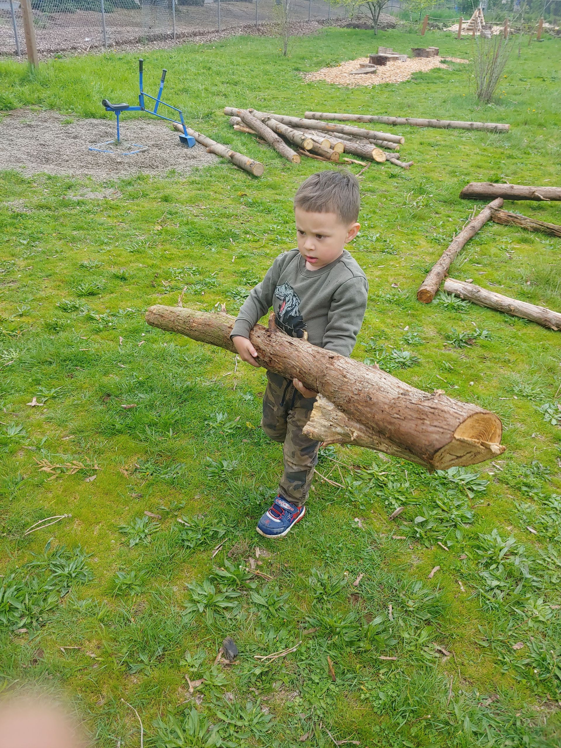 montessori child working outside the classroom