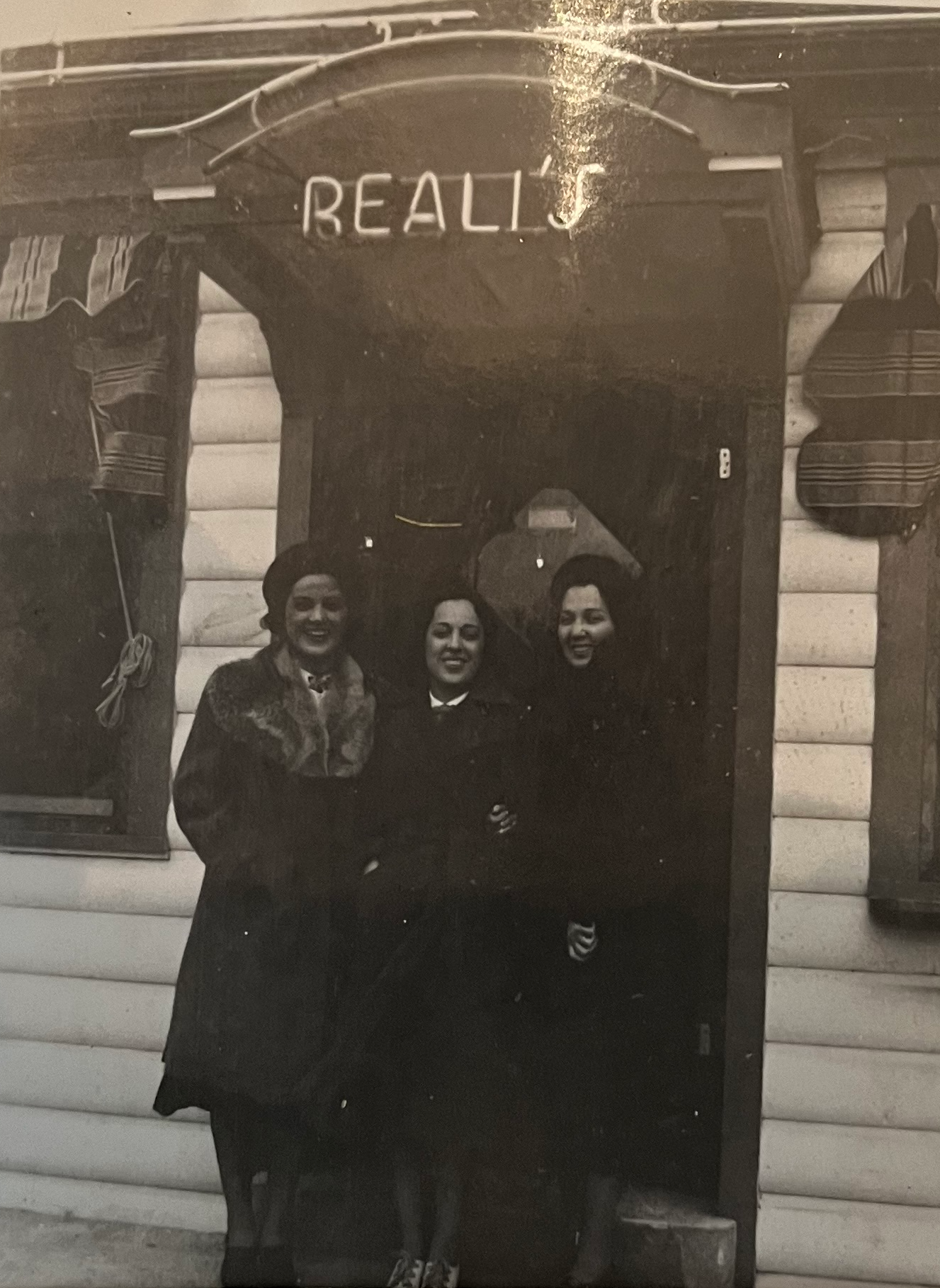 Olive, Helen and Dorothy Reali (Utilio’s daughter’s), Reali’s Restaurant, 1940