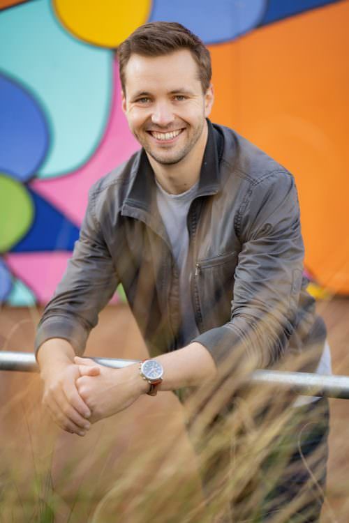 Dating app photos in San Diego