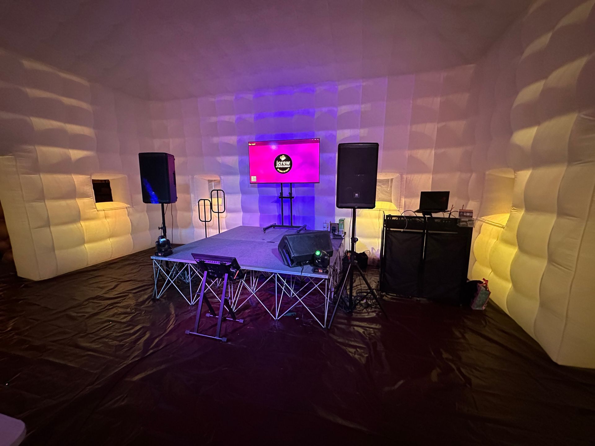 Audio speakers and well lit room.