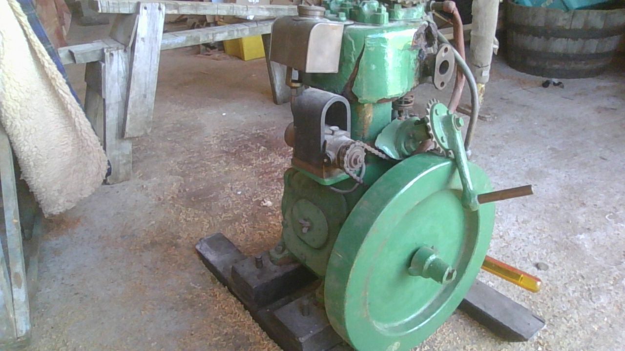 Twin Cylinder Petrol Marine Engine