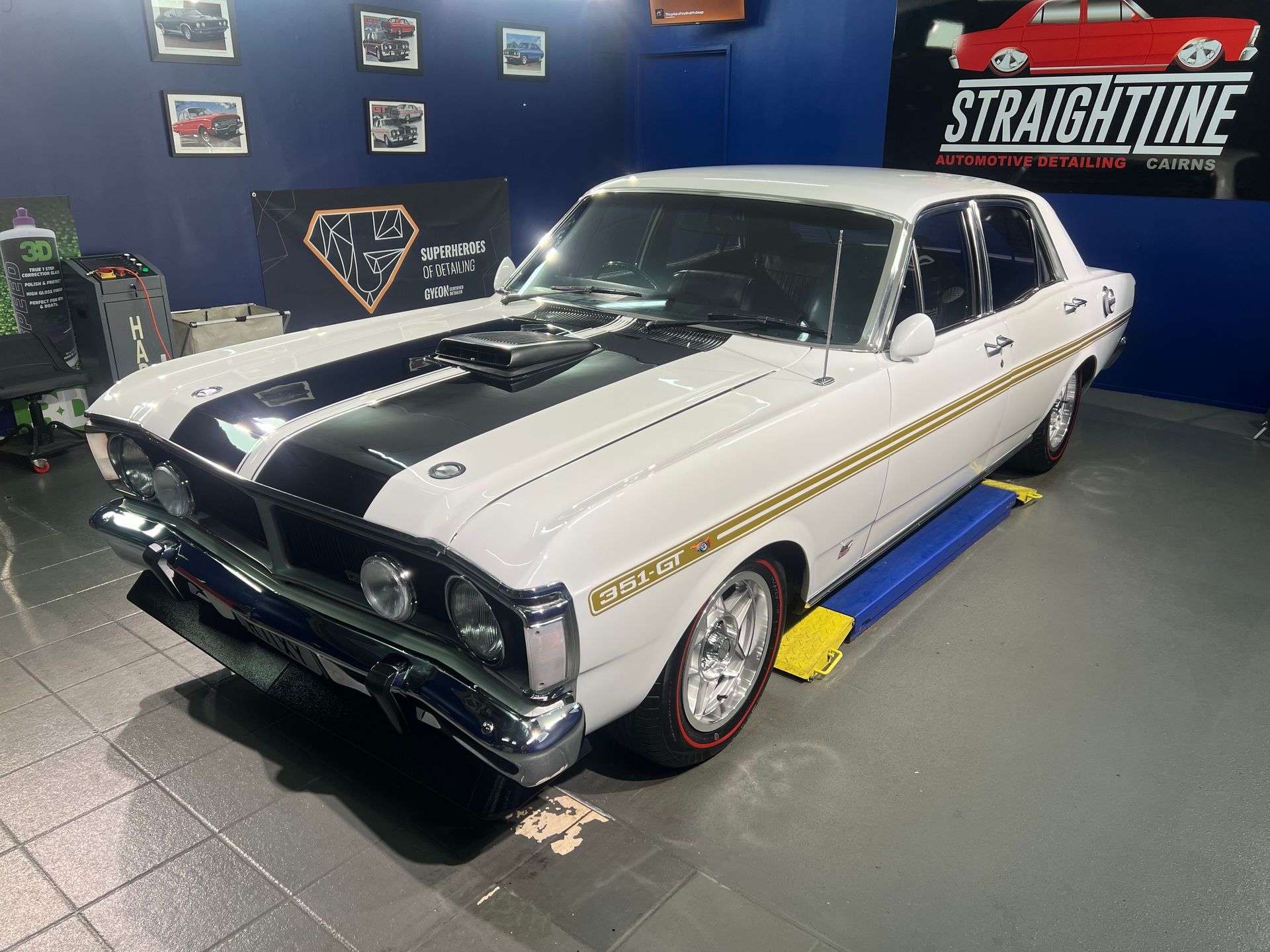 Classic White and Black Vintage Muscle Car — Straightline Detailing Cairns in Bungalow, QLD
