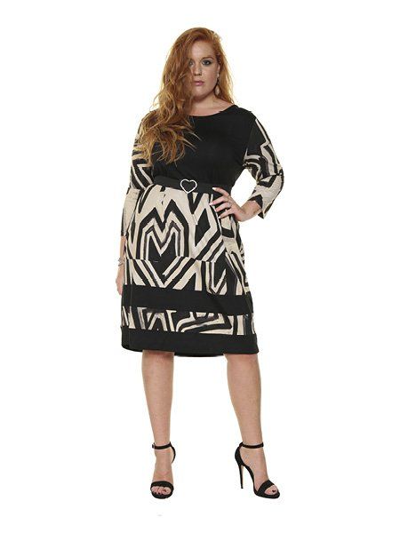 Vestito nero con geometrie