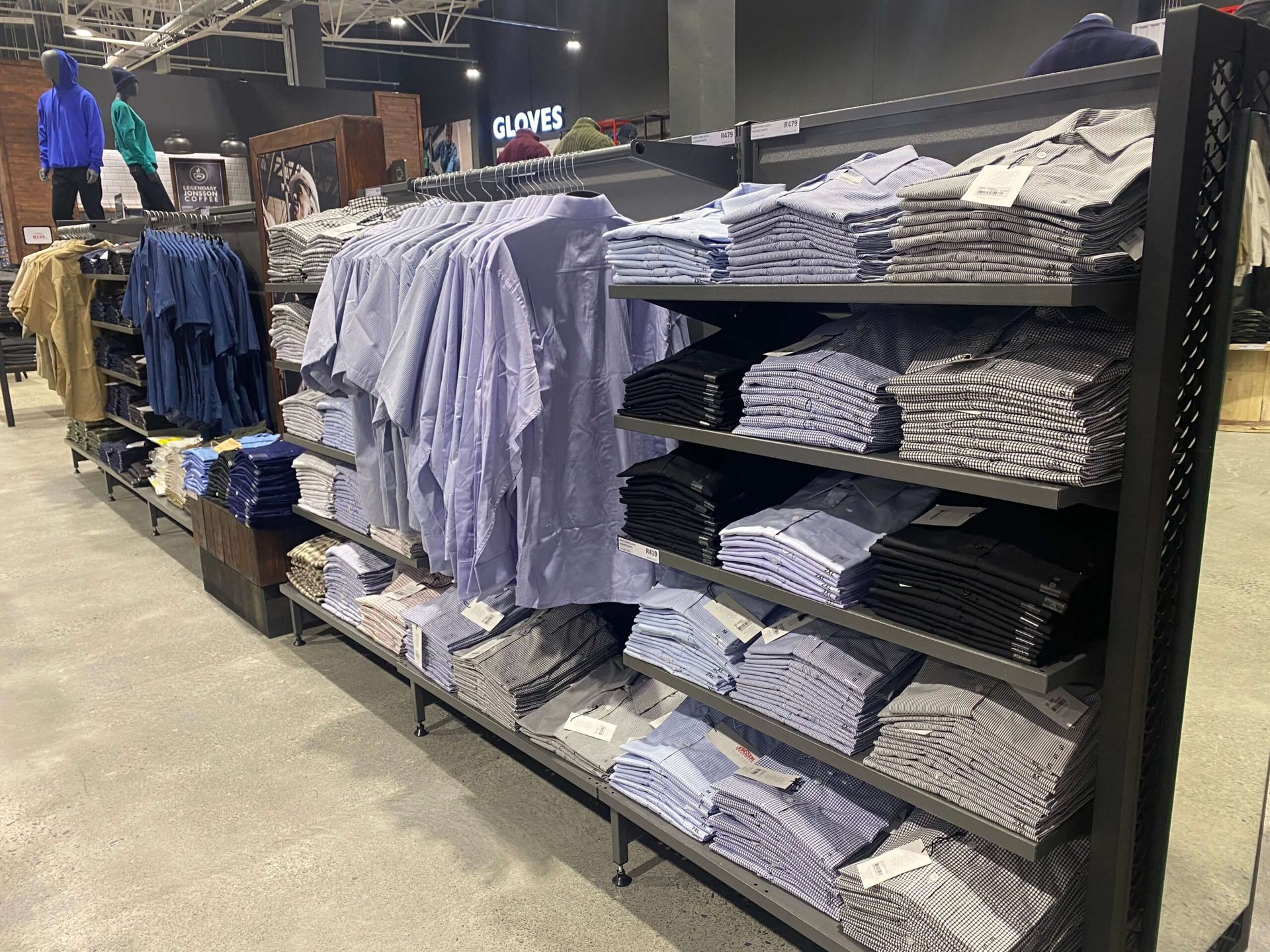 Stylish Clothing Fixtures for Captivating Displays