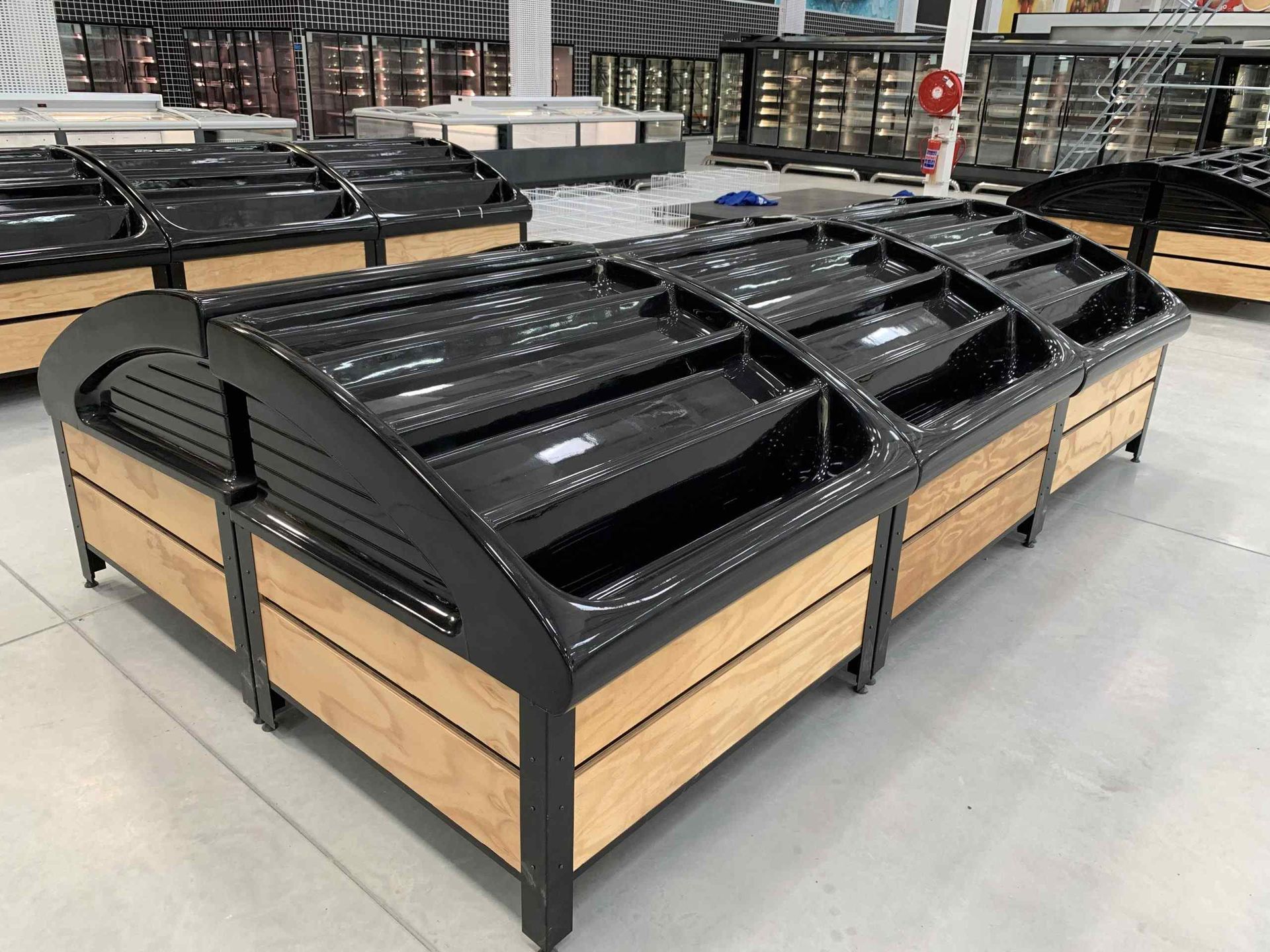 wooden shopfitting - StoreQuip