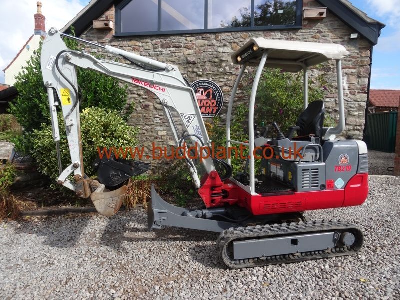 TAKEUCHI TB219 MINI DIGGER