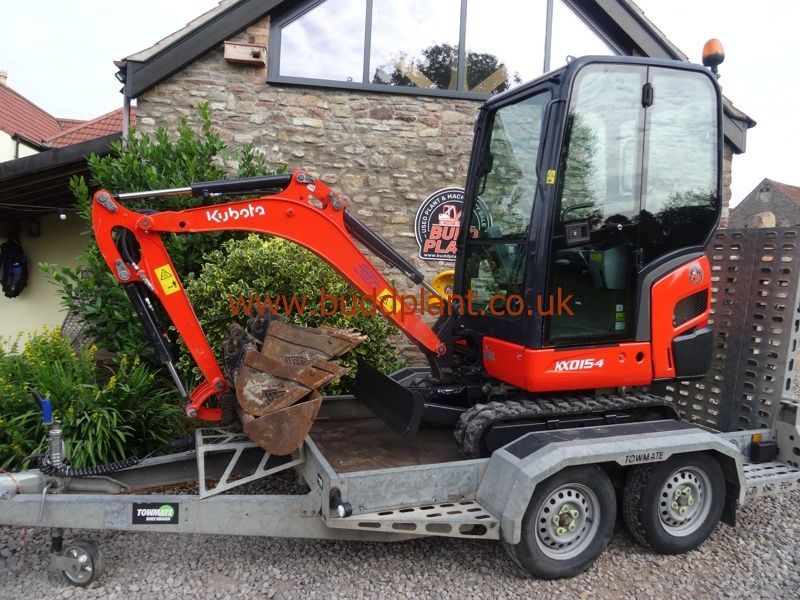 KUBOTA KX015-4 MINI DIGGER WITH TRAILER