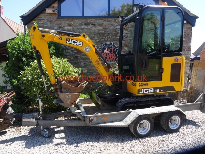 JCB 15C MINI DIGGER WITH PLANT TRAILER
