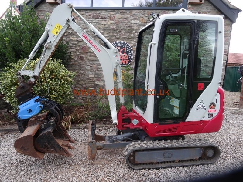 TAKEUCHI TB216 MINI DIGGER