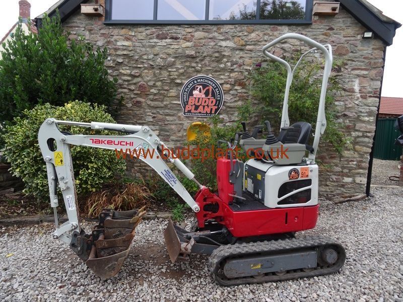 TAKEUCHI TB210R MICRO DIGGER