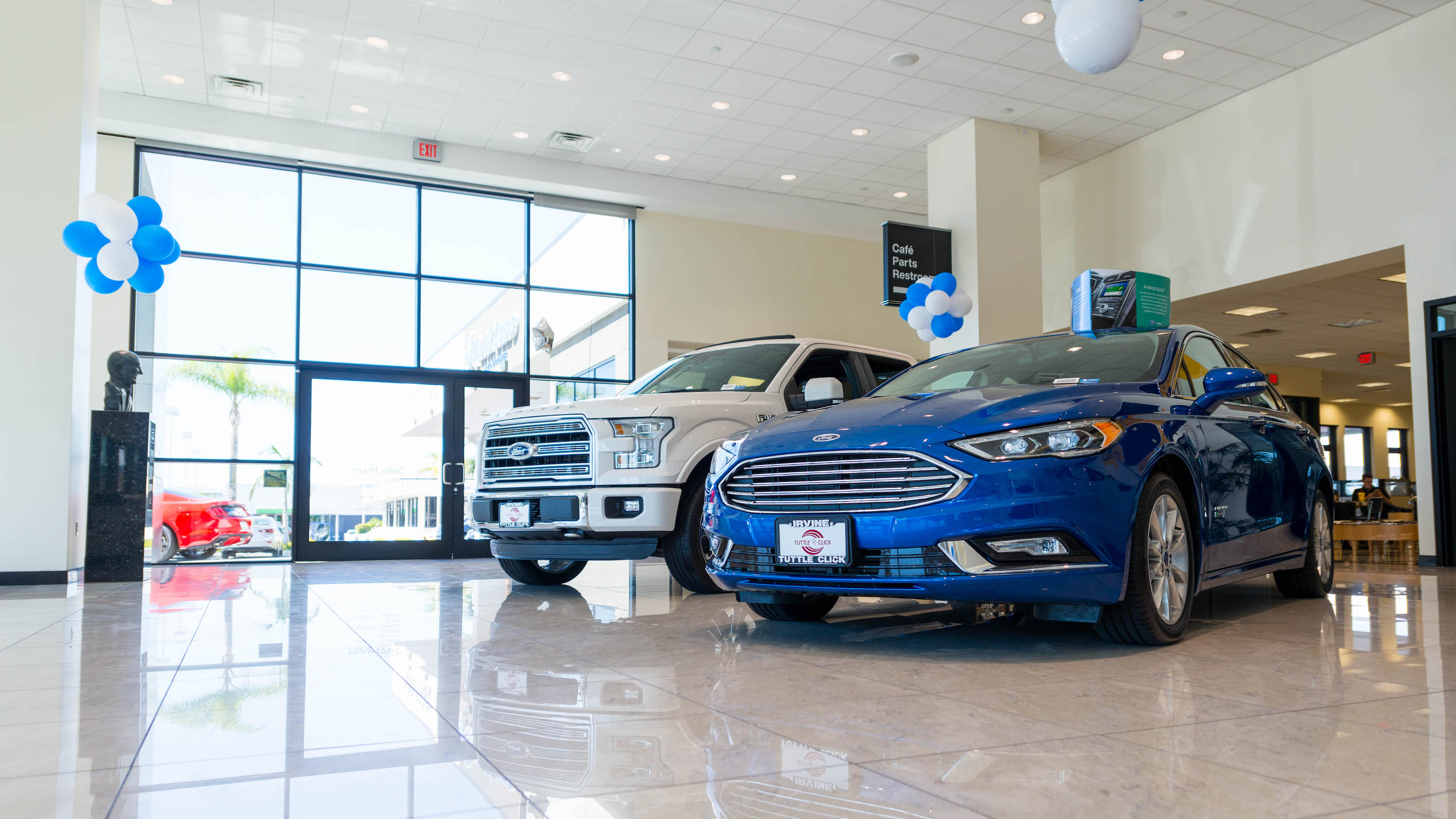 Tuttle-Click Ford Lincoln