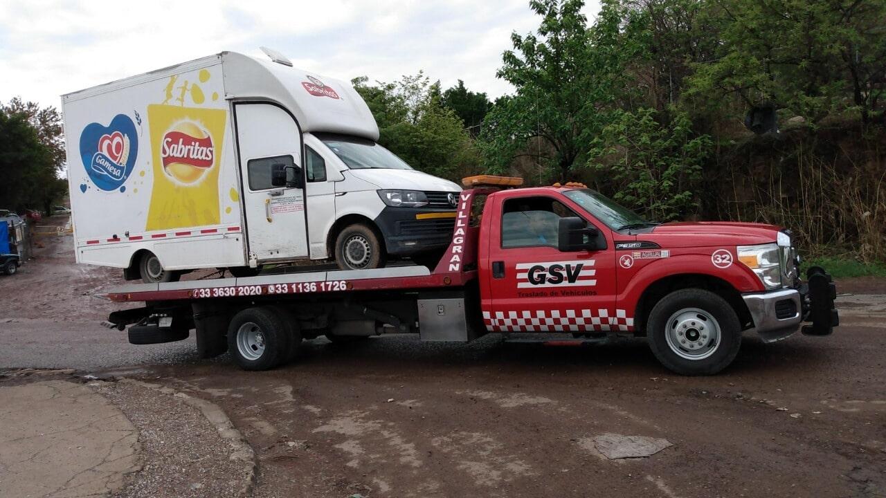 GSV GRÚAS VILLAGRÁN- flotilla de grúas