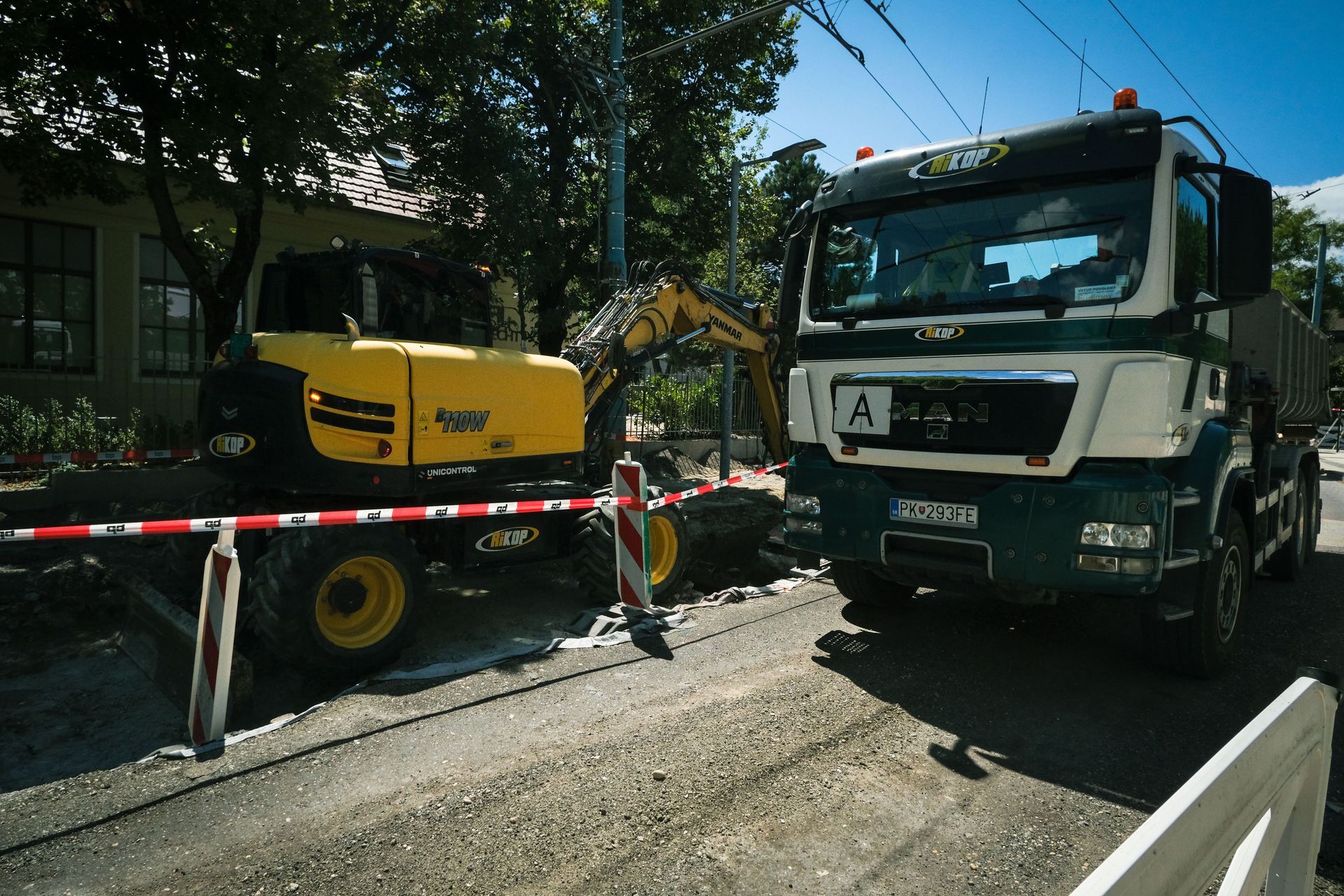 Utility excavation, power line