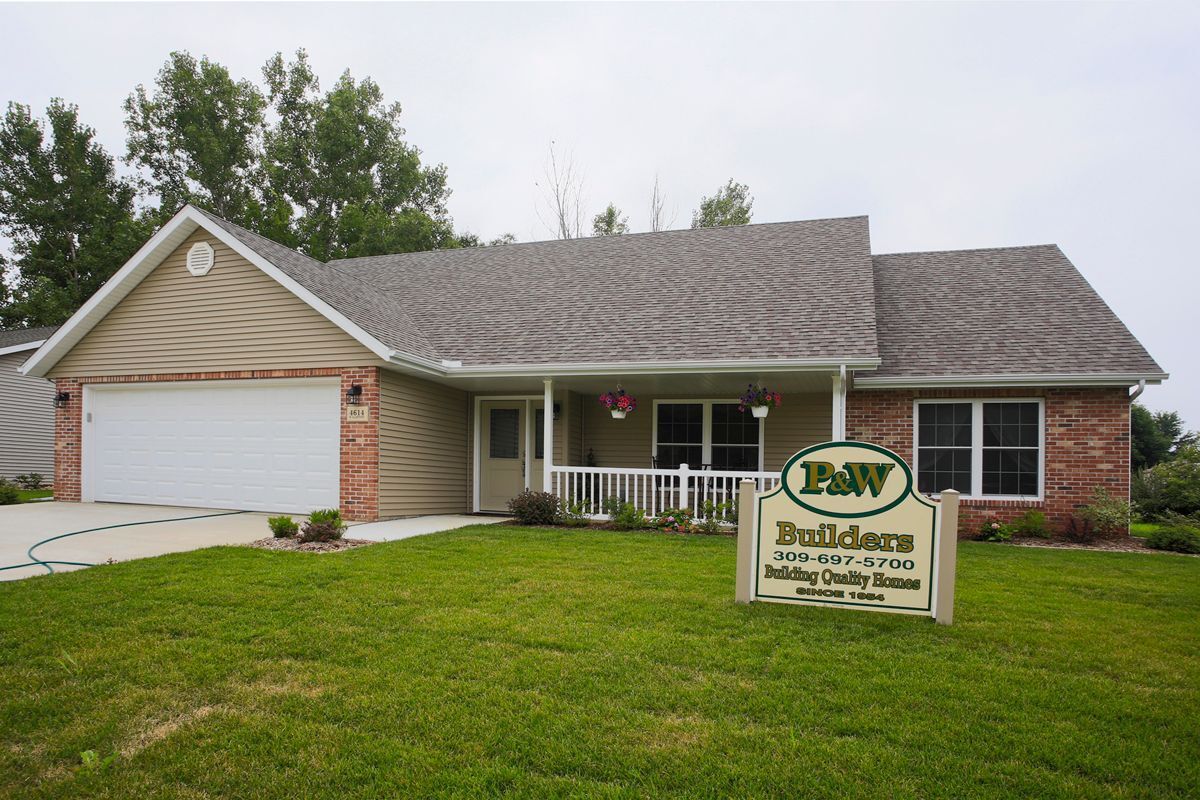 Heathers IL Homes Peoria, Illinois P & W Builders