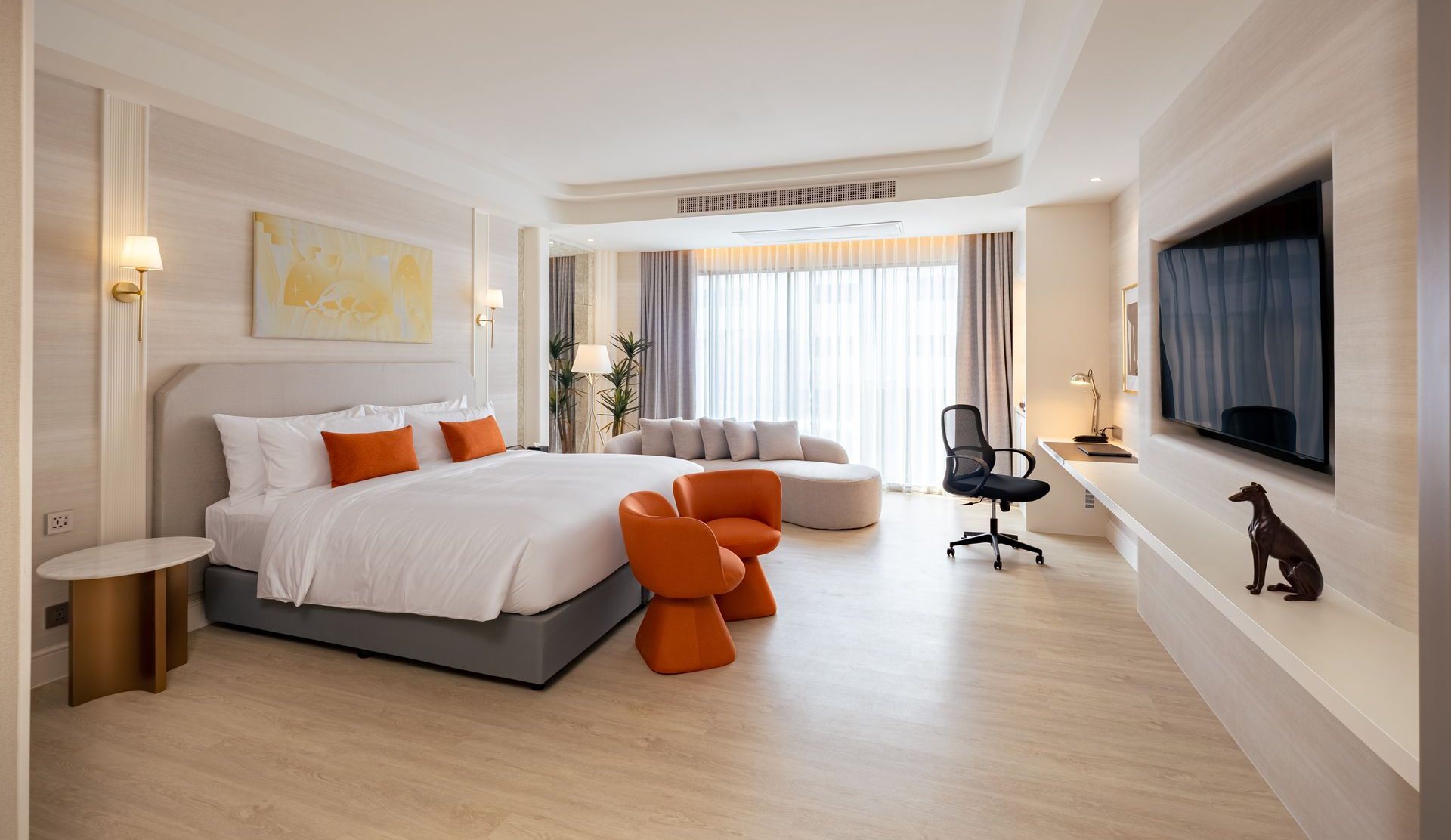 Aiden Surawong - Guest Room