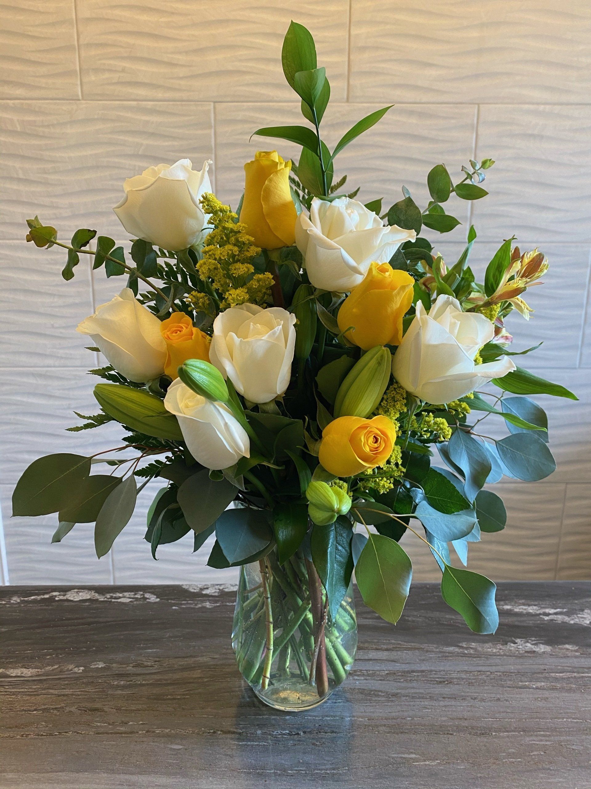 Large Yellow and White Bouquet