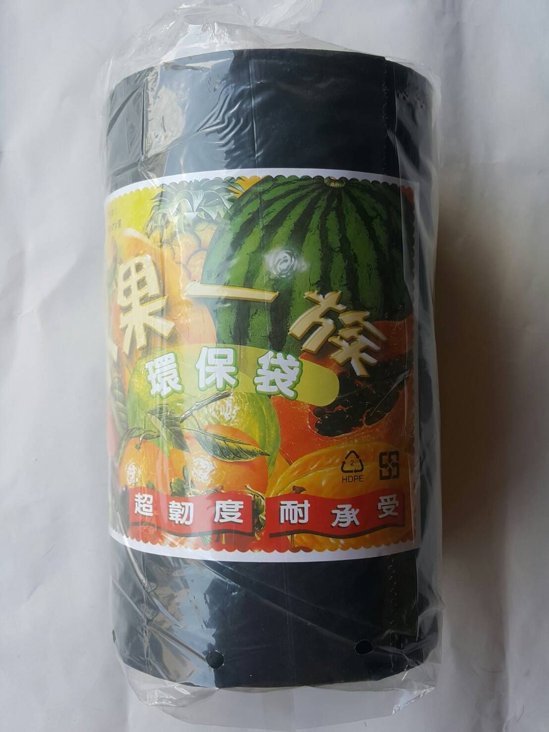 081水果一族黑垃94*115cm/捲