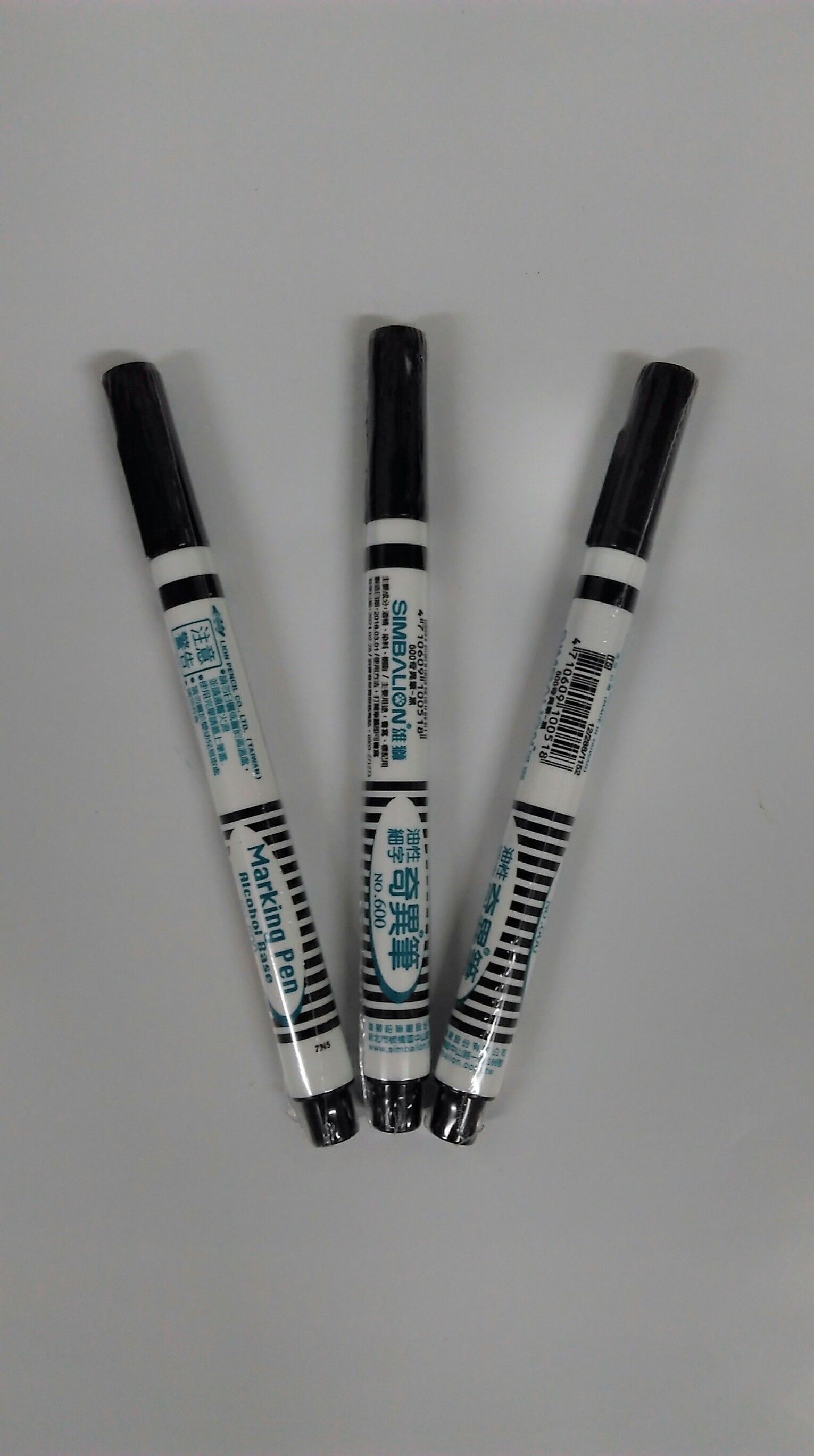 雄獅600油性奇異筆1.0mm-細/黑色