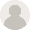 Grijs standaard profielavatarpictogram op een lichte achtergrond
