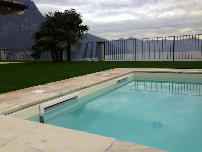 Piscine a skimmer