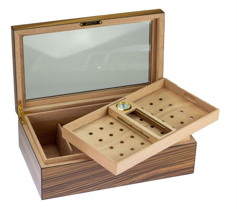 H05 Humidor VENETIA Humidor glass top zebra hi-gloss Met inzet tray en slot 42.9 x 27.5 x 18.2 cm 125sigaren.