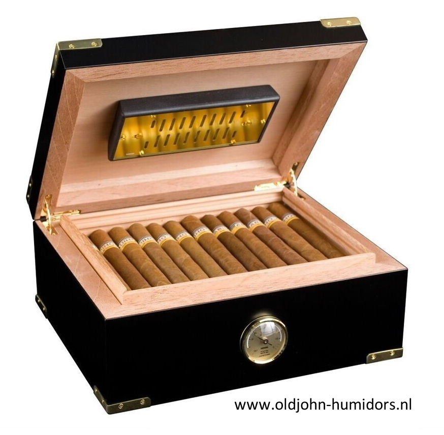 H150 Humidor Adorini Modena DeLuxe  geschilderde zwarte lak via Old John Humidors
