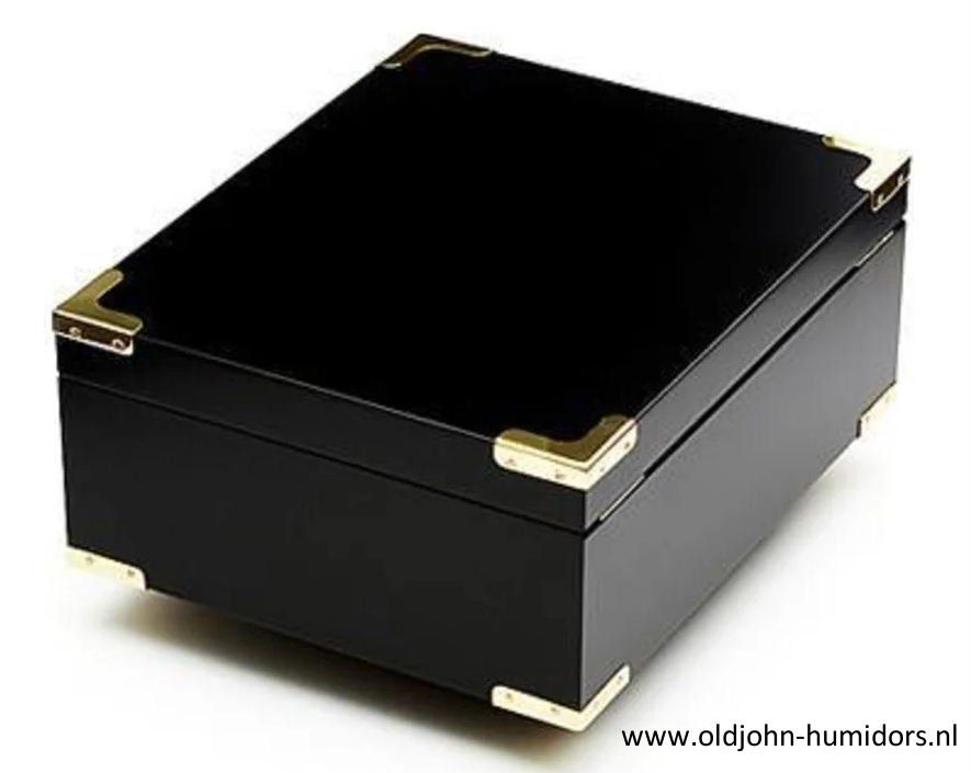 H150 Humidor Adorini Modena DeLuxe  geschilderde zwarte lak via Old John Humidors