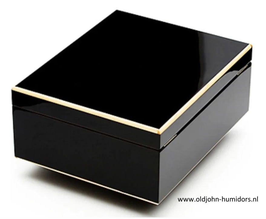H157 Humidor Adorini Milan DeLuxe meervoudig gelakte zwarte hoogglans pianolak - verkoop via Old John Humidors