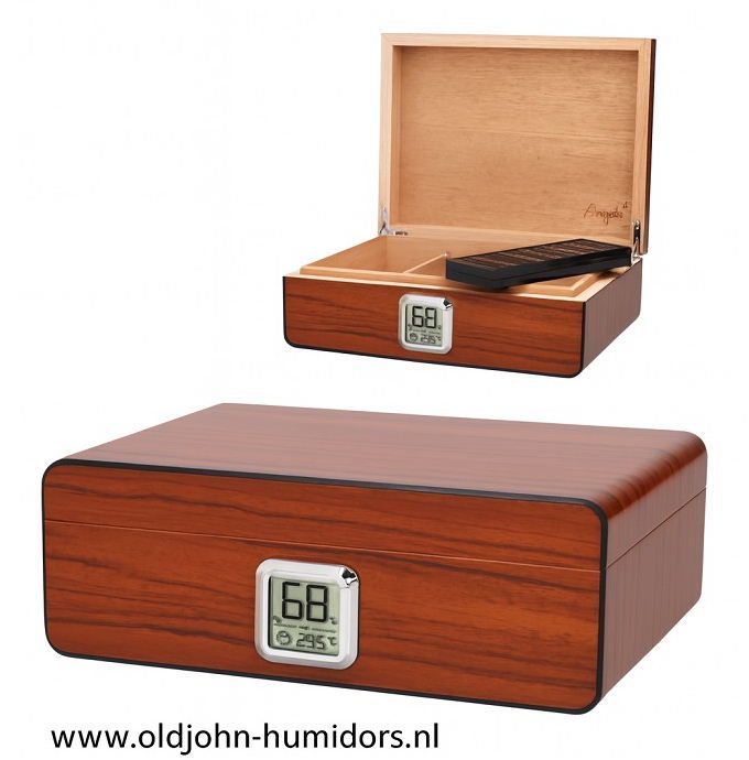 H35 ANGELO® PREMIUM MERK HUMIDOR DIGITALE HYGROMETER
Mat bruin met houtnerf design
Gratis sigarenknipper 20-30 sigaren.