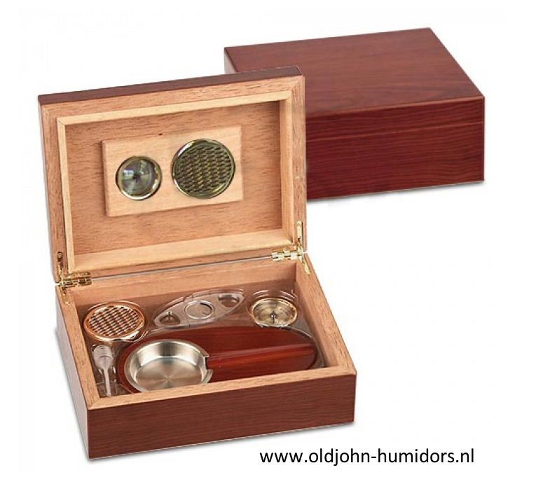 H74 humidor Startset Giftset MAHONIE met asbak en luxe knipper via oldjohn-humidors.nl