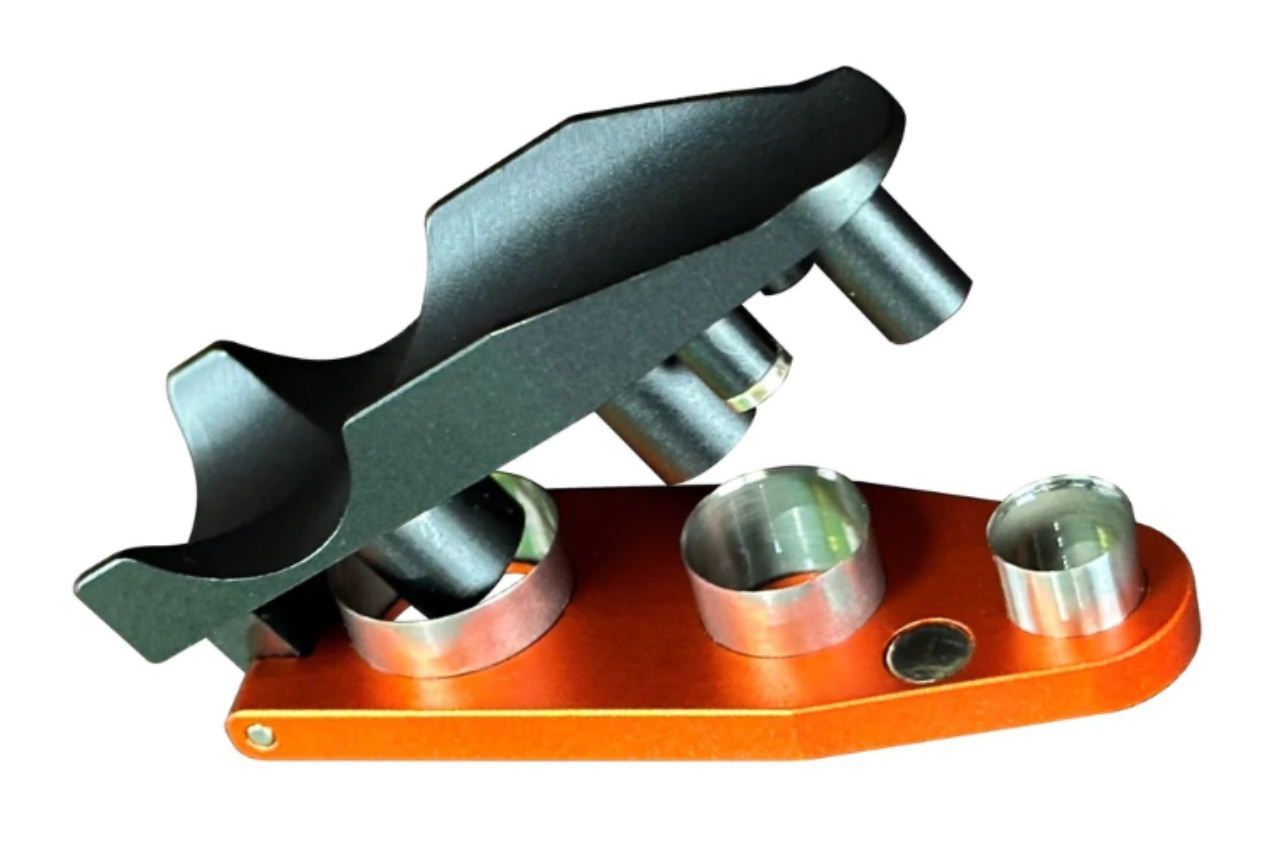 SKN61: PerfecDraw - Sigarenboor / Punch & Stand - Oranje & Zwart -
Diameter boren ∅: 8, 11, 14 mm -
Magneetsluiting