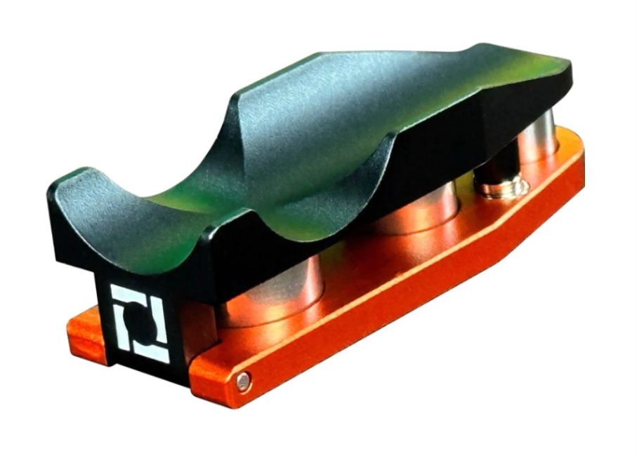SKN61: PerfecDraw - Sigarenboor / Punch & Stand - Oranje & Zwart -
Diameter boren ∅: 8, 11, 14 mm -
Magneetsluiting