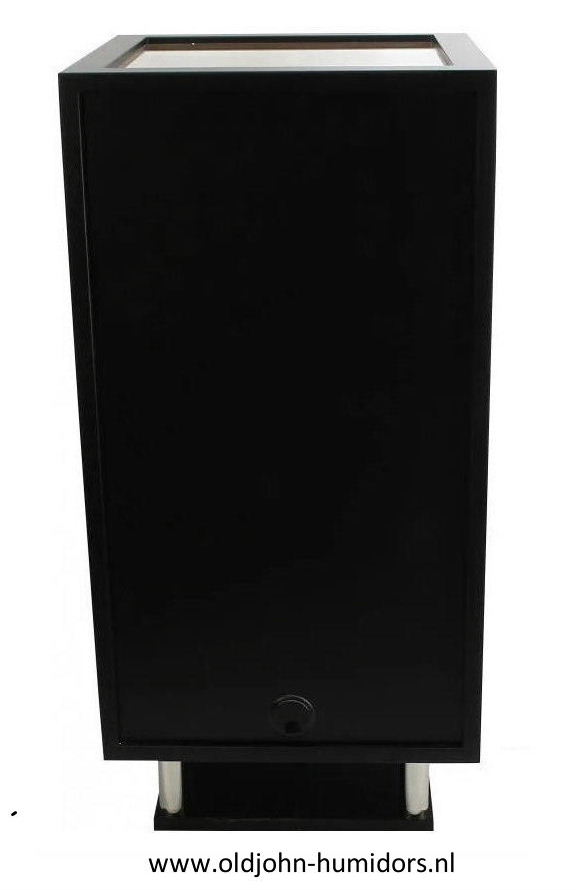 H188 Humidor Adorini Prato DeLuxe. Zwart.