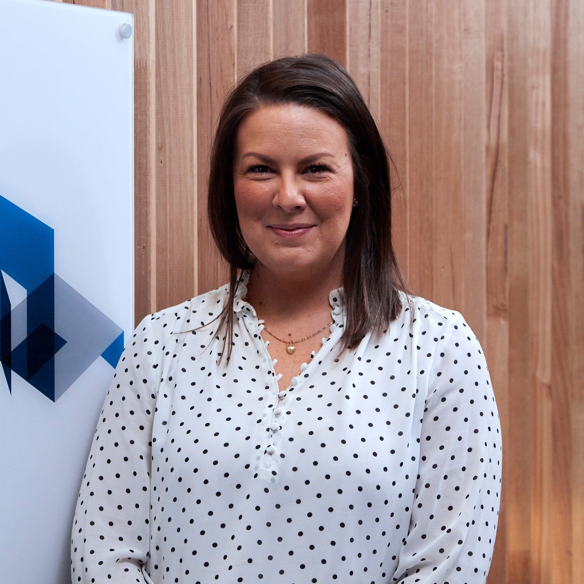 Polly Dell, Customer Service & Administration