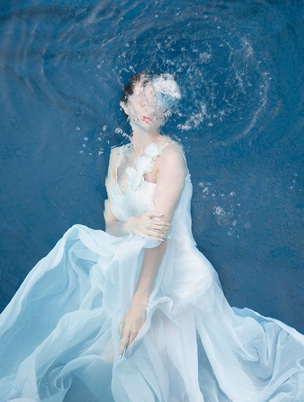 Image of L'eau Bleue