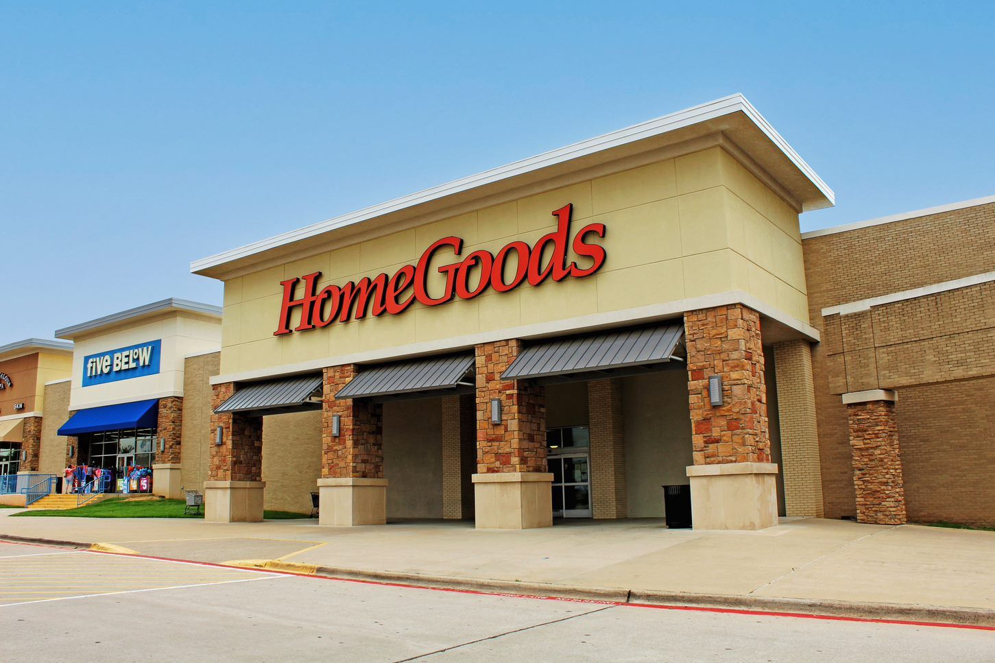 A home goods store is located in a shopping mall