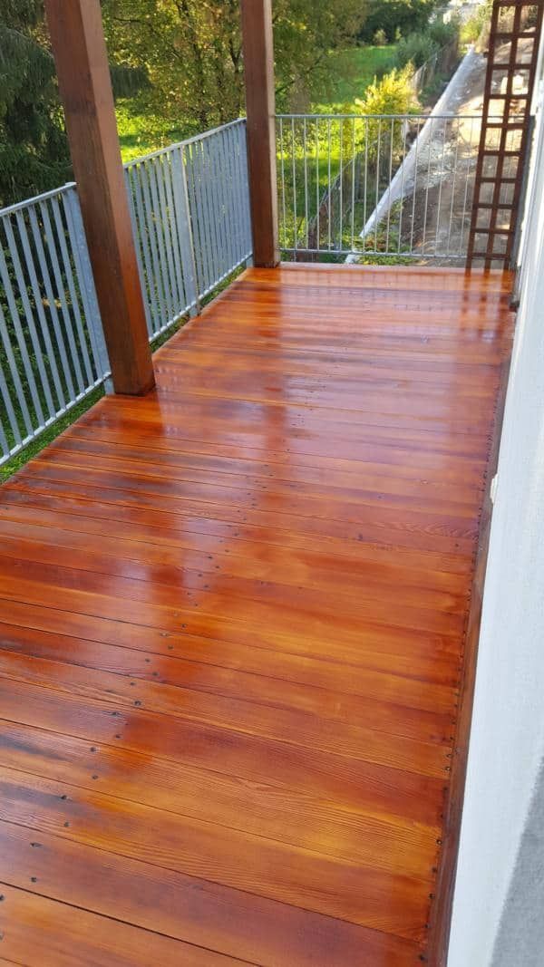 Balkon eingelassen