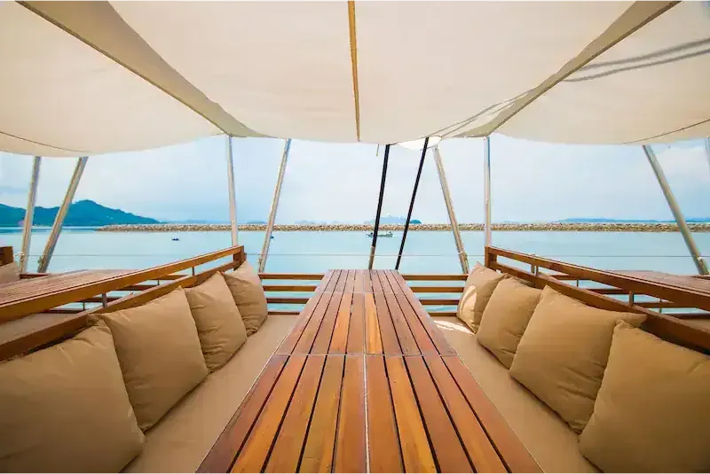 Yacht Holzmöbel