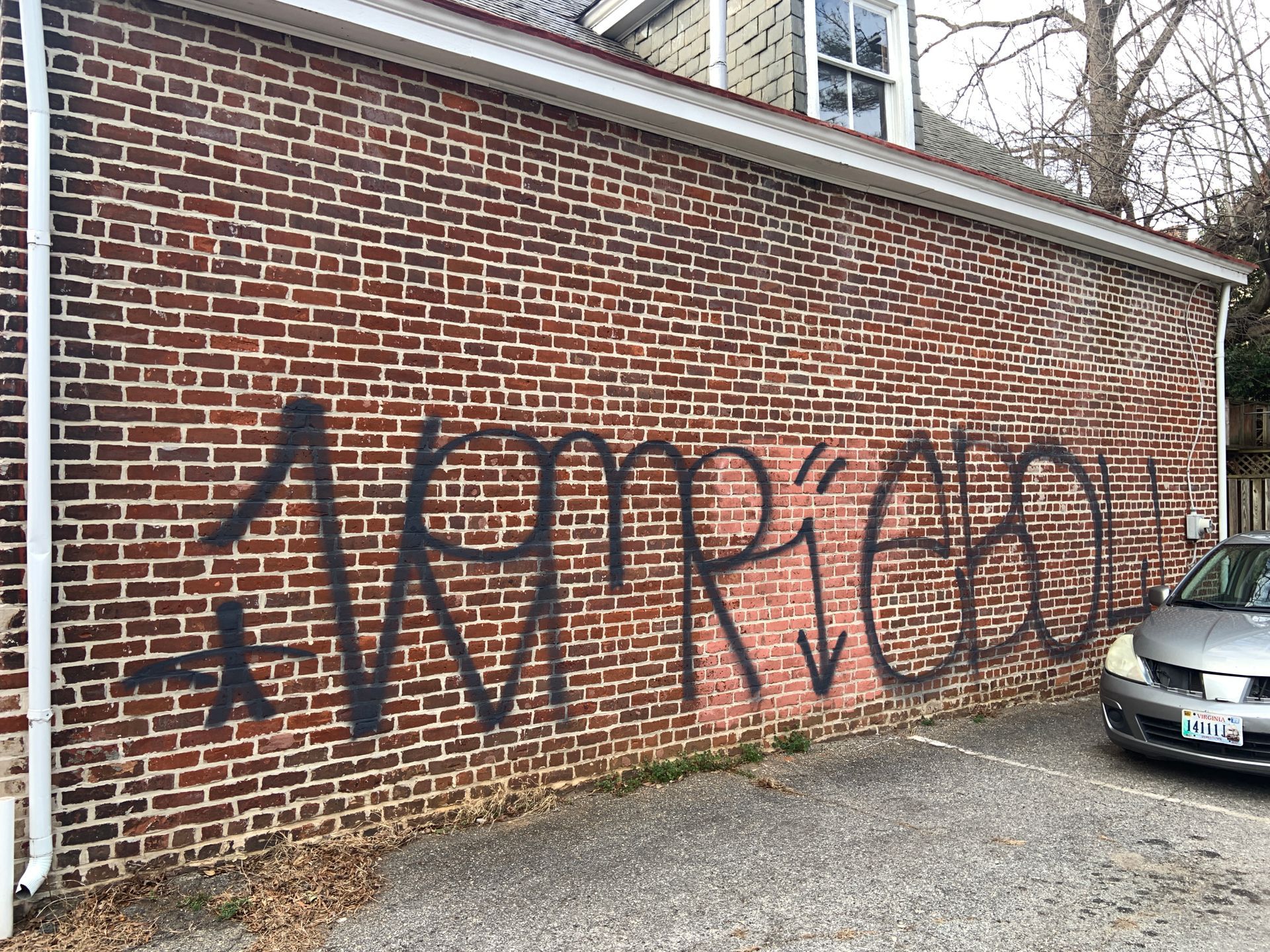 Graffiti Removal Richmond, VA: home before pressure washing service