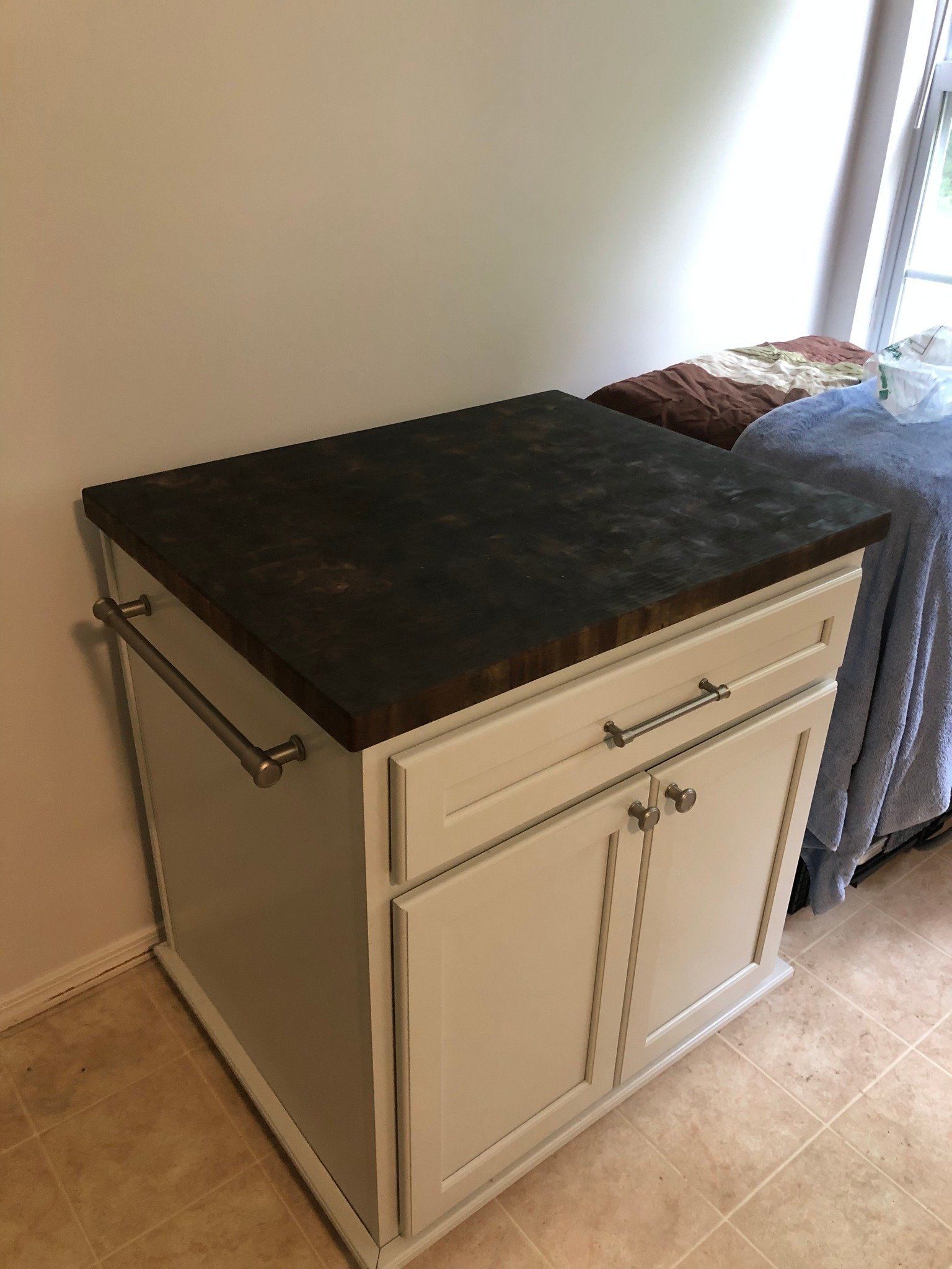 bathroom cabinets