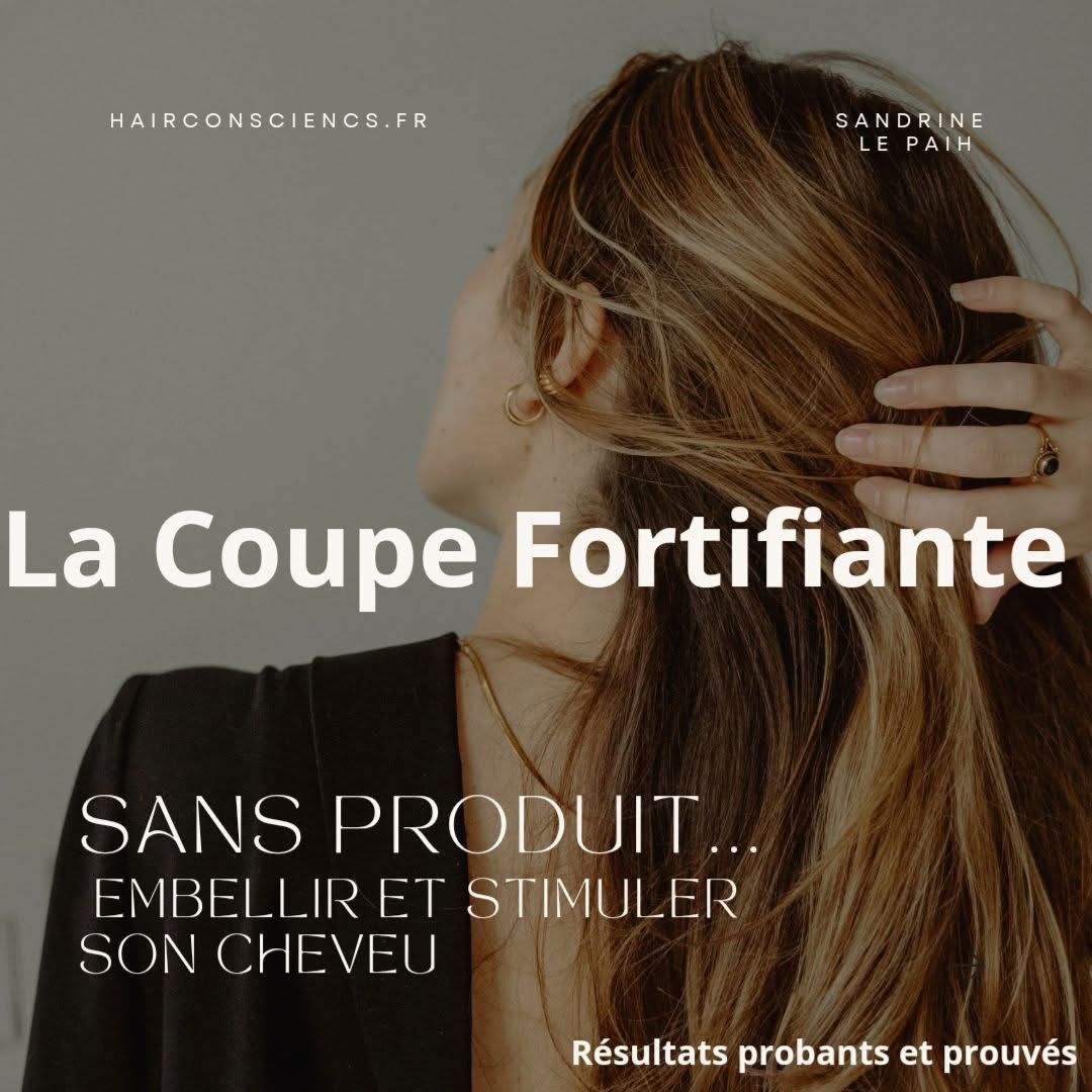 Femme aux cheveux châtains, cheveux touchants, texte :