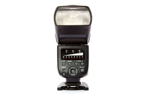 Flashes & Speedlights