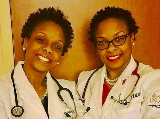 Drs. Delana Wardlaw (l) Elana McDonald (r)