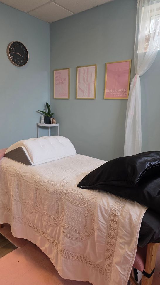 Reiki trainer Sudbury Candice