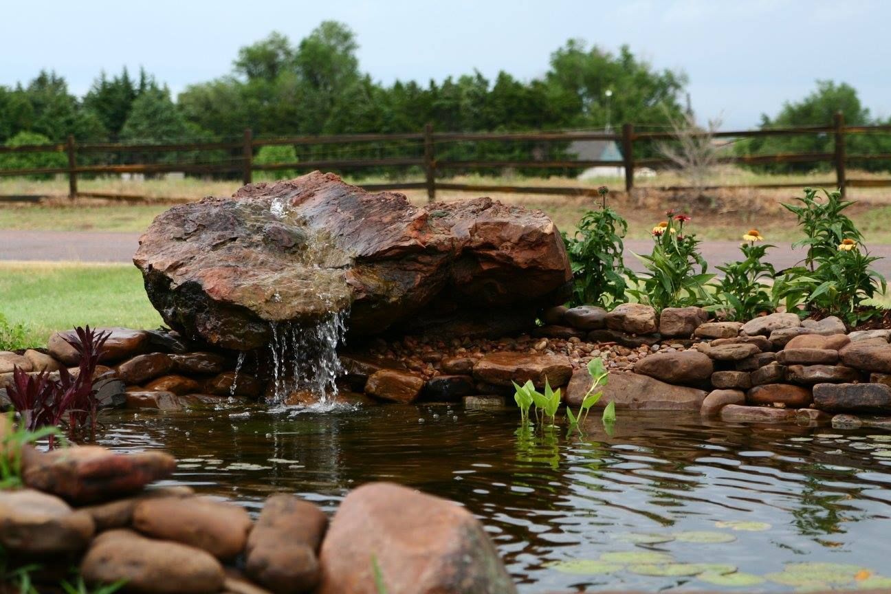 landscape design in pratt, ks with younie lawnscapes