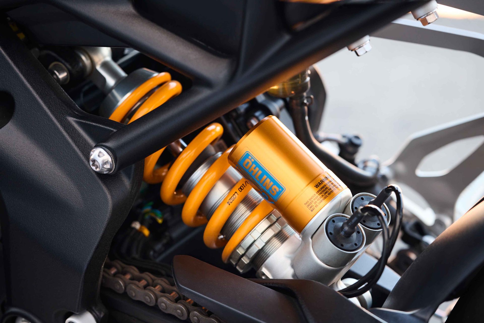 OE_SpeedTriple1200RX_MY25_08332_JP.jpg