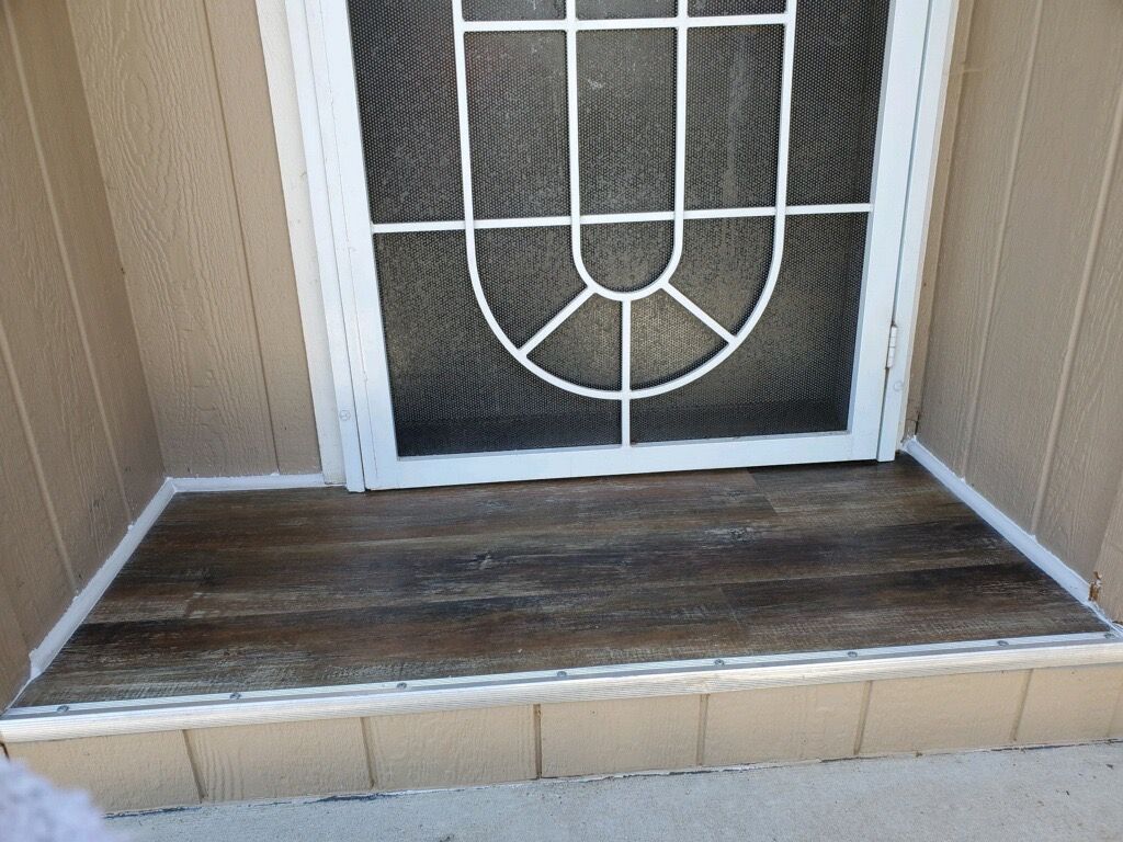 Explore flooring options at Solana Beach location
