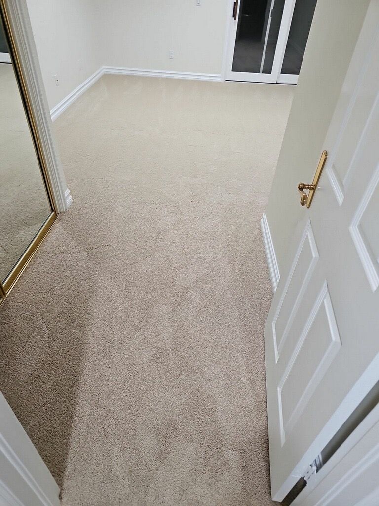 Restore your carpets with our expert installation and repair services in Encinitas.
